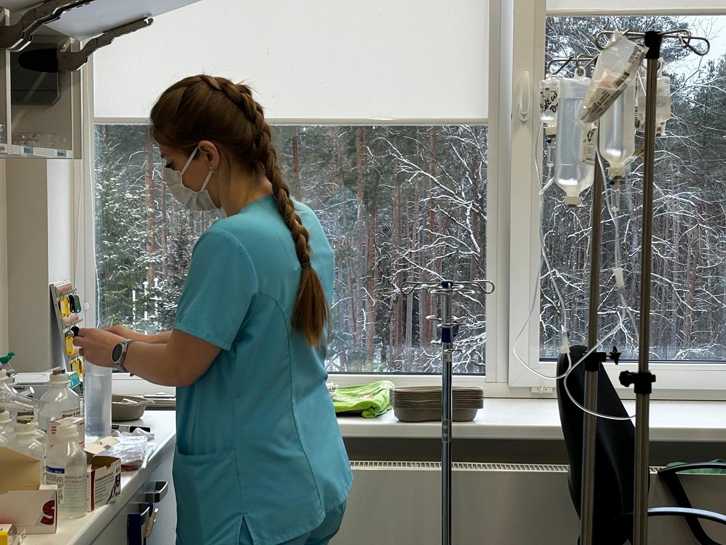 Gripas sezona 2025/2026 Latvijā: SPKC apstiprina augstu saslimstības intensitāti
