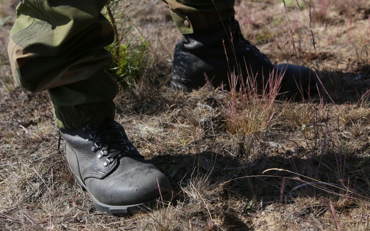 Eiropas Komisija rosina atteikt pagaidu aizsardzību Ukrainas vīriešiem militārā dienesta vecumā