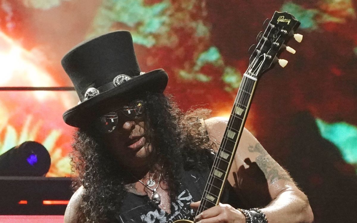 Jauna čūskas suga nosaukta par godu rock mūziķim Slešam