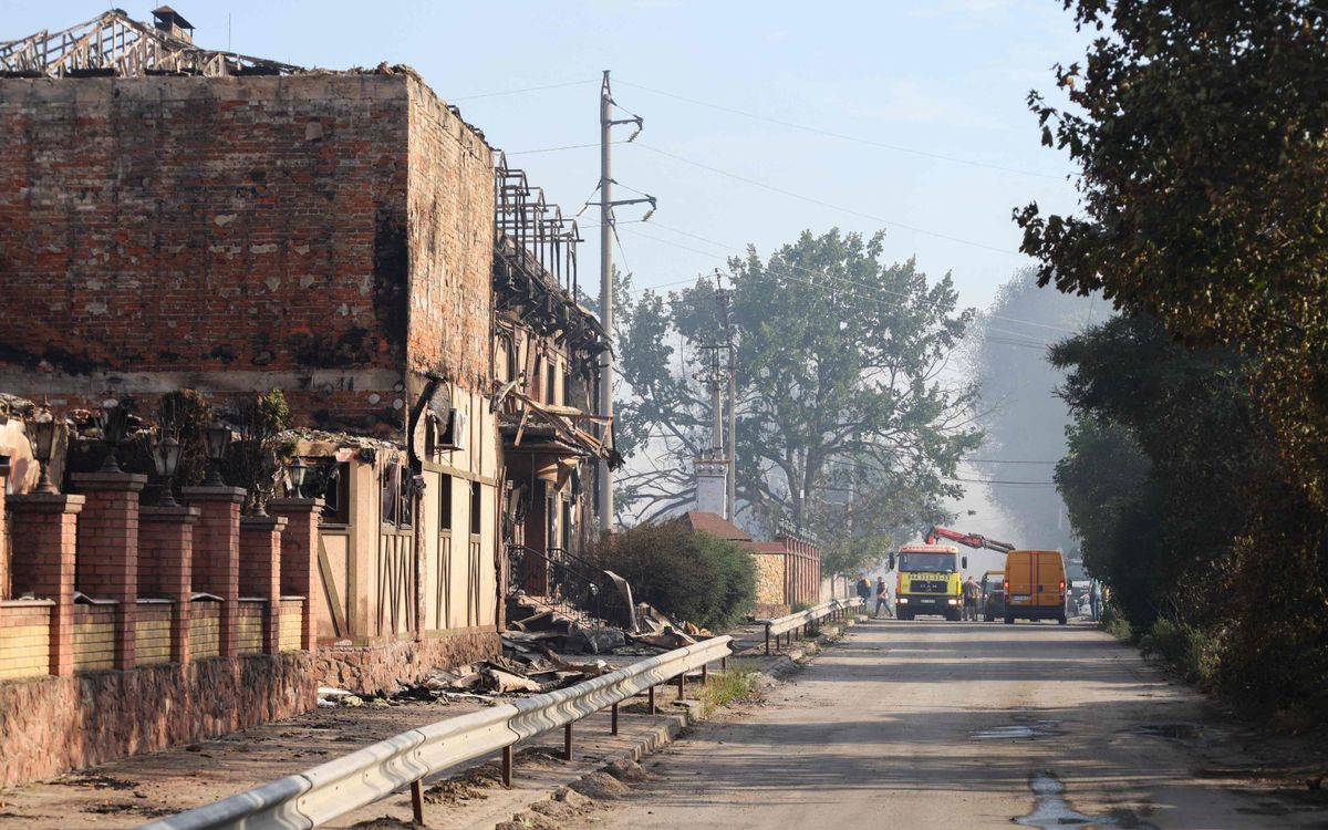 Krievijas triecienā Kijivas apgabalā gājuši bojā 37 cilvēki