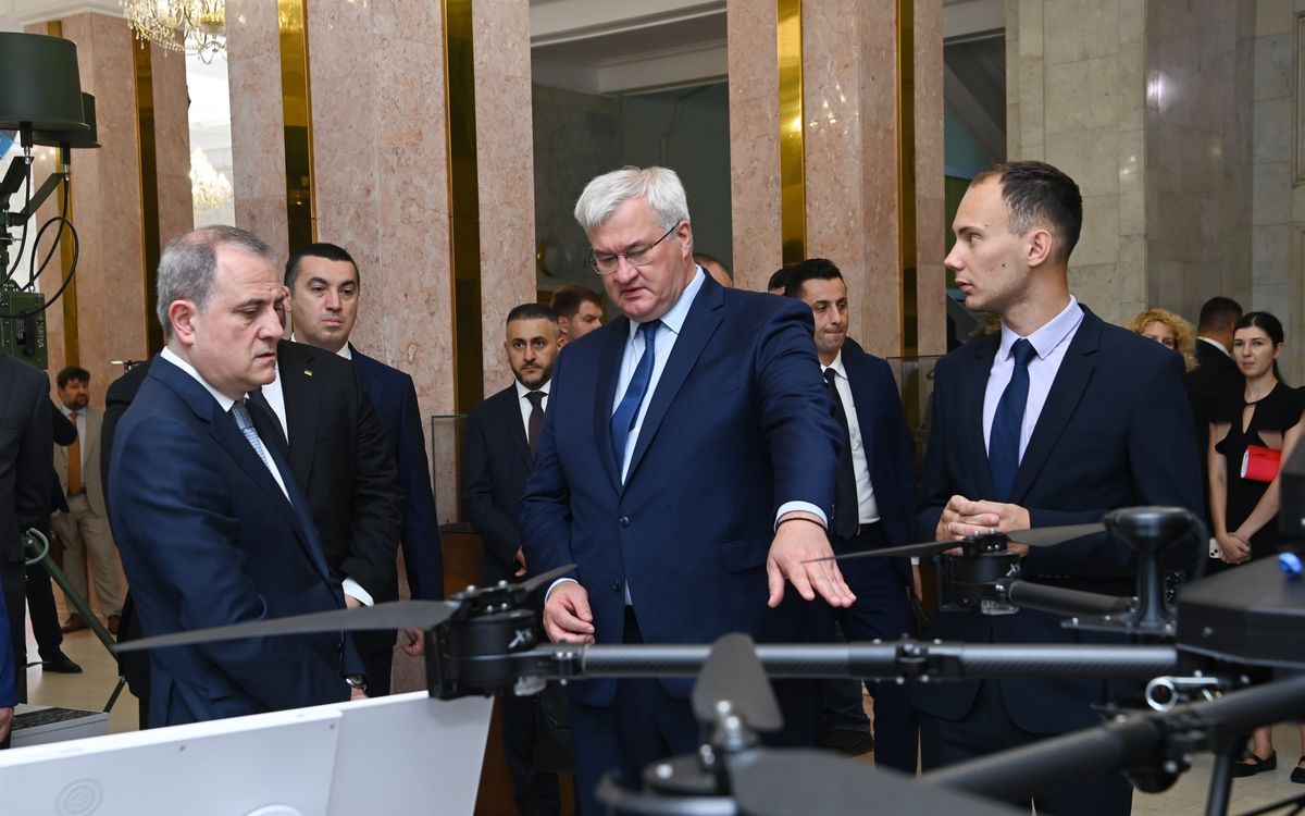 Azerbaidžāna stiprina attiecības ar Ukrainu, atbalstot tās suverenitāti